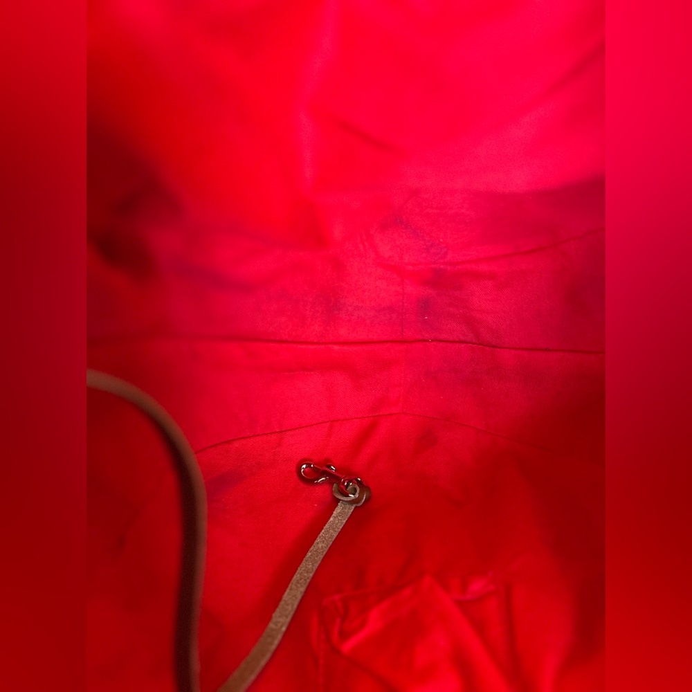 Dooney & Bourke Red Leather Hobo w/Brown Trim EXCELLENT RARELY USED CONDITION - Picture 11 of 13